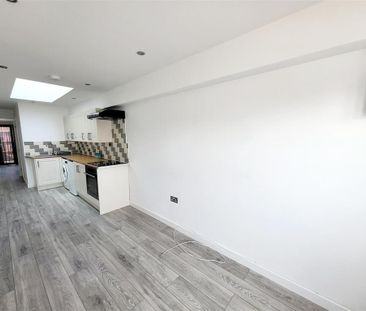 4 bedroom house to rent - Photo 6