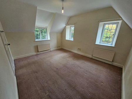 3 bedroom semi-detached house to rent - Photo 3