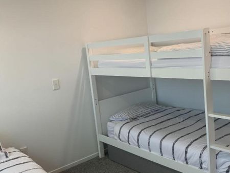 FAMILY TREAT - Photo 3