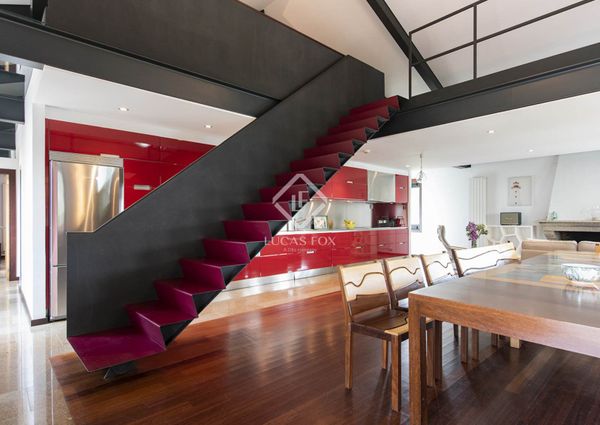 An outstanding contemporary seafront villa for rent with splendid views, located in Cangas, Pontevedra