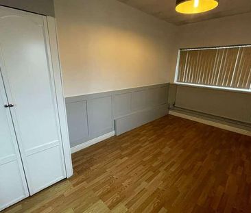 Camberwell Crescent, Wigan, WN2 - Photo 3