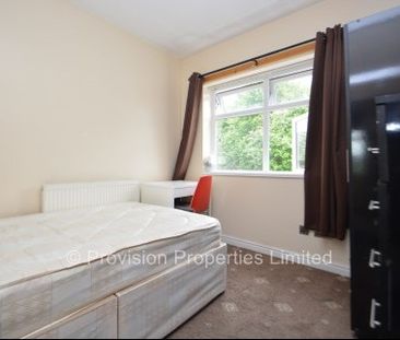 4 Bedroom Houses Near The Leeds University - Photo 6