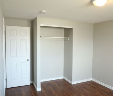 For Lease - 24 Flower Street, St. Catharines, Ontario - Photo 2