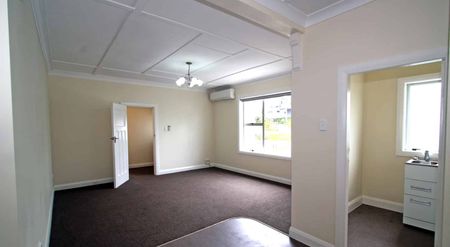 Well Presented In A Superb Location - Photo 4