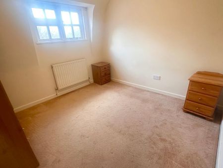 2 bedroom maisonette to rent - Photo 2