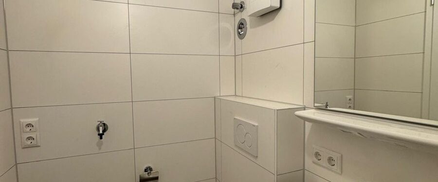 5497 - Sanierte 1-Zimmer-Wohnung in direkter Citylage - gegenüber vom Hauptbahnhof! - Photo 1