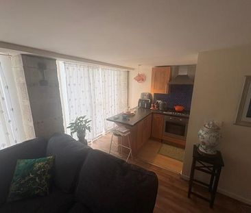 2 bedroom semi-detached house to rent - Photo 4