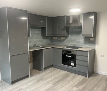 1 Bed Flat, Meanwood Road, LS6 - Photo 4