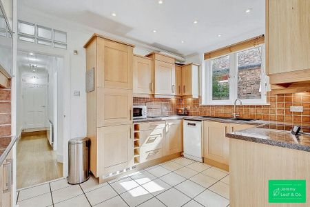 2 bedroom maisonette to rent - Photo 3