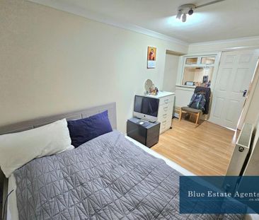 Studio to rent - Photo 6