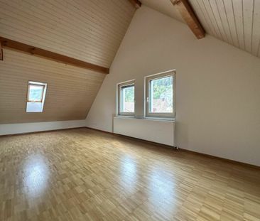 Attractive 2-room attic apartment - Photo 2