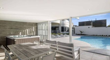 level 10 - Shangri-La - Photo 4