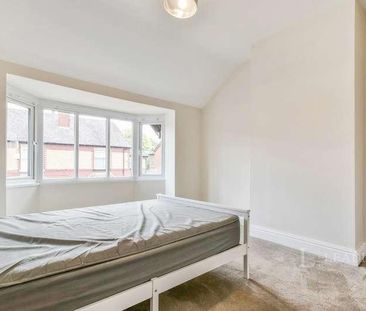Newboult Road, Cheadle, Greater Manchester, SK8 - Photo 2