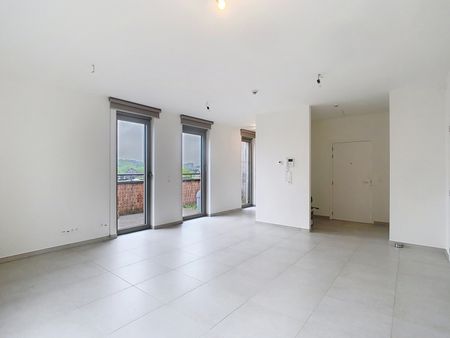 Penthouse met 2 slaapkamers te huur in hartje Leuven! - Photo 2
