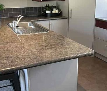 CBD Townhouse - Photo 1