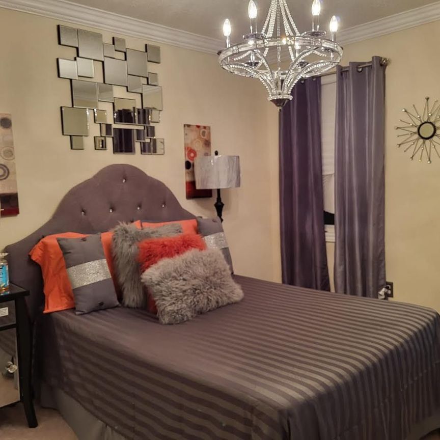 For Lease - 2757 William Jackson Drive, Pickering, Ontario - Photo 1