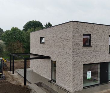 Huis te huur in Poperinge voor € 925 met 3 slaapkamers - foto 1