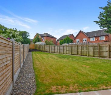 3 bedroom semi-detached house to rent - Photo 5