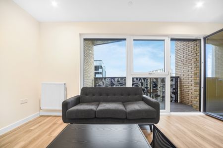1 Bed Flat, Green Ferry Way, E17 - Photo 4