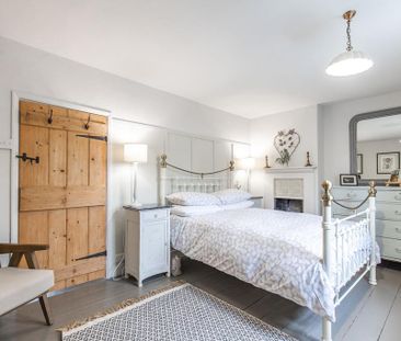 2 bedroom end of terrace house to rent - Photo 6