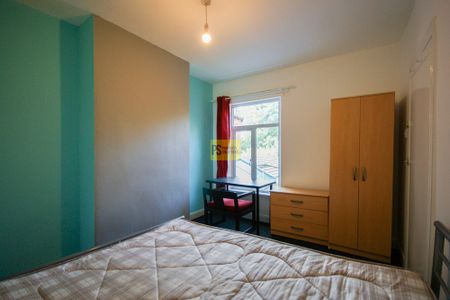 190 Dawlish Road - Photo 4