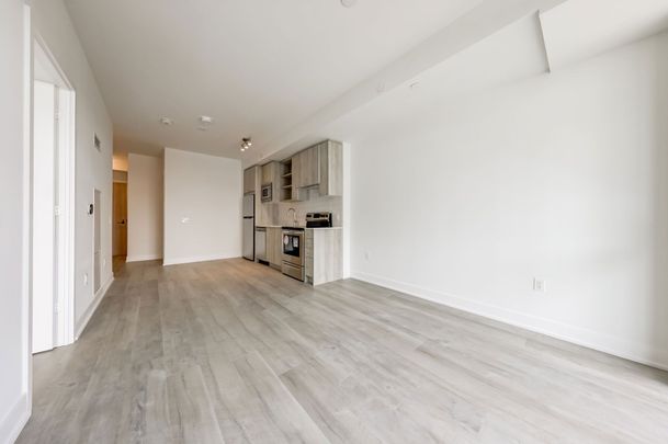 For Lease - 60 George Butchart Drive Unit# 512, Toronto, Ontario - Photo 1