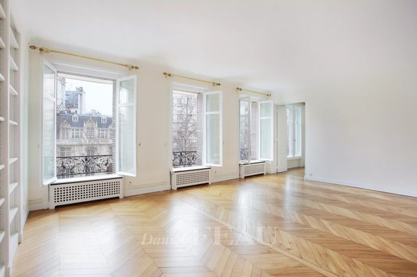 Appartement • Ecole Militaire - Photo 1