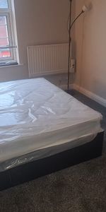 2 Bed - 12-14 Merrion Place, City Centre, Leeds - LS1 6PQ - Student/Professional - Photo 4