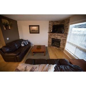 3 Bed 2.5 Bath Duplex Single Garage Fort Saskatchewan - Photo 1