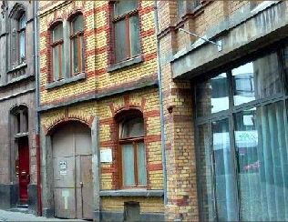 Luftig möblierte Maisonette im französischen Stil mit Dachterrasse - Photo 1