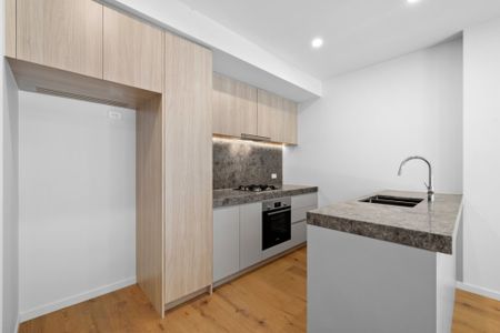 New Apartment in the Desirable Glen Iris Location - Photo 2