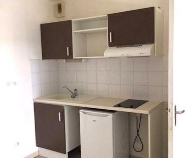 T2 AVEC BALCON ET PARKING - Photo 1