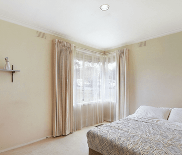 Three bedrooms house with large backyard near Fountain Gate Shoppin... - Photo 5