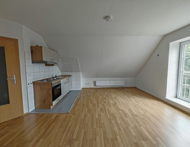 „Wohnen mit Charme – 2 Zimmer unter dem Dach in Eschede“(AK-1020-4) - Photo 1