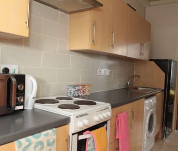 Queens Road (2 bed) - Photo 2