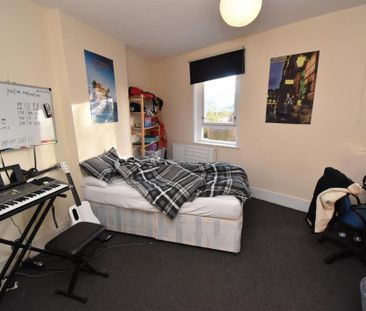 5 bedroom house to rent - Photo 3