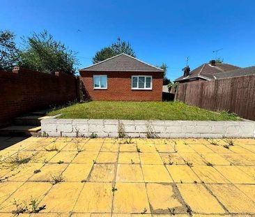 Deans Gate, Willenhall, WV13 - Photo 1