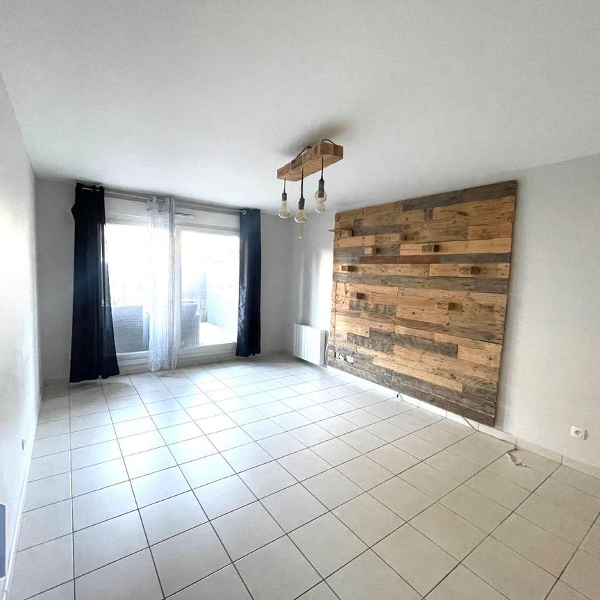 Location Appartement 3 pièces 70m² BOURG EN BRESSE 01000 - Photo 1