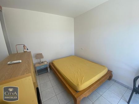 Location Appartement 2 pièces ST DENIS 97400 - Photo 2