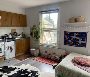 Studio Flat, Crayford Road, N7 - Photo 1