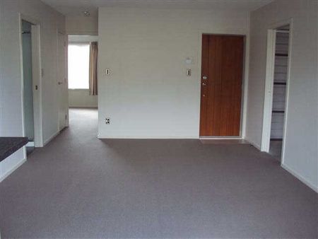22B Cameron Road, Hillcrest — - Photo 2
