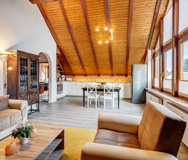 Light-flooded attic apartment in quiet area for rent - Foto 2