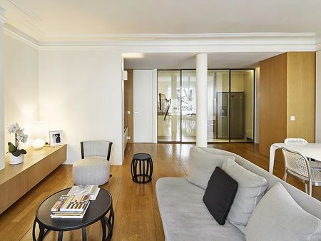 Location Appartement 3 pièces Meublé 89m² PARIS 15ème - Photo 2