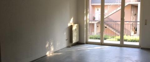 kleine Wohnung mit WBS für 2! - Photo 1