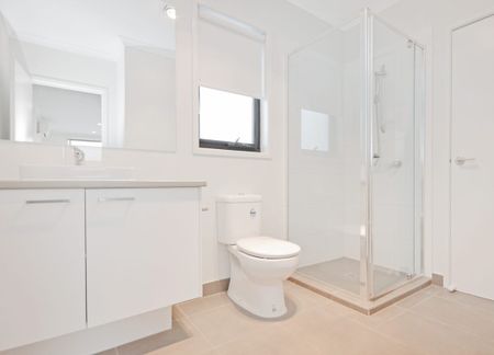 15 Astoria Rd, Wollert VIC 3750 - House For Rent | Domain - Photo 3