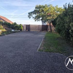 Vila cu 6 camere de inchiriat in Campina - Fotografie 2
