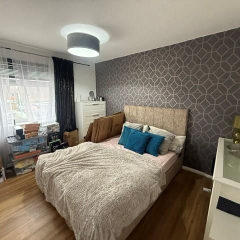 3 bedroom flat to rent - Photo 1