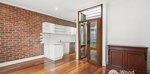7 Earl St, Windsor - Photo 2