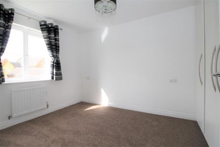 4 bedroom terraced house to rent - Photo 4