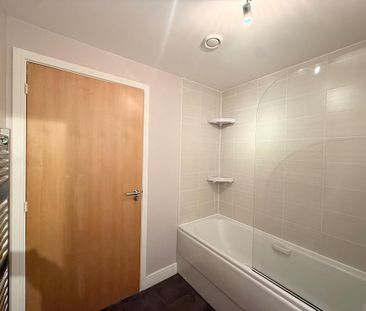 2 bedroom flat to rent - Photo 3